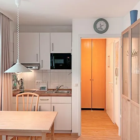 326, Seepark アパート *