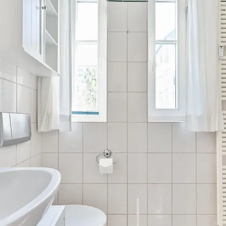 アパート 326, Seepark